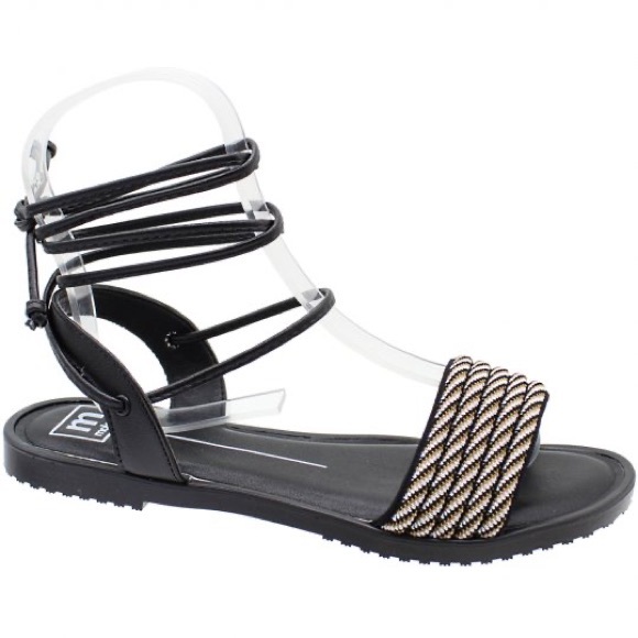 Moleca Shoes - Moleca Women’s Black Casual Strappy Flat Sandals